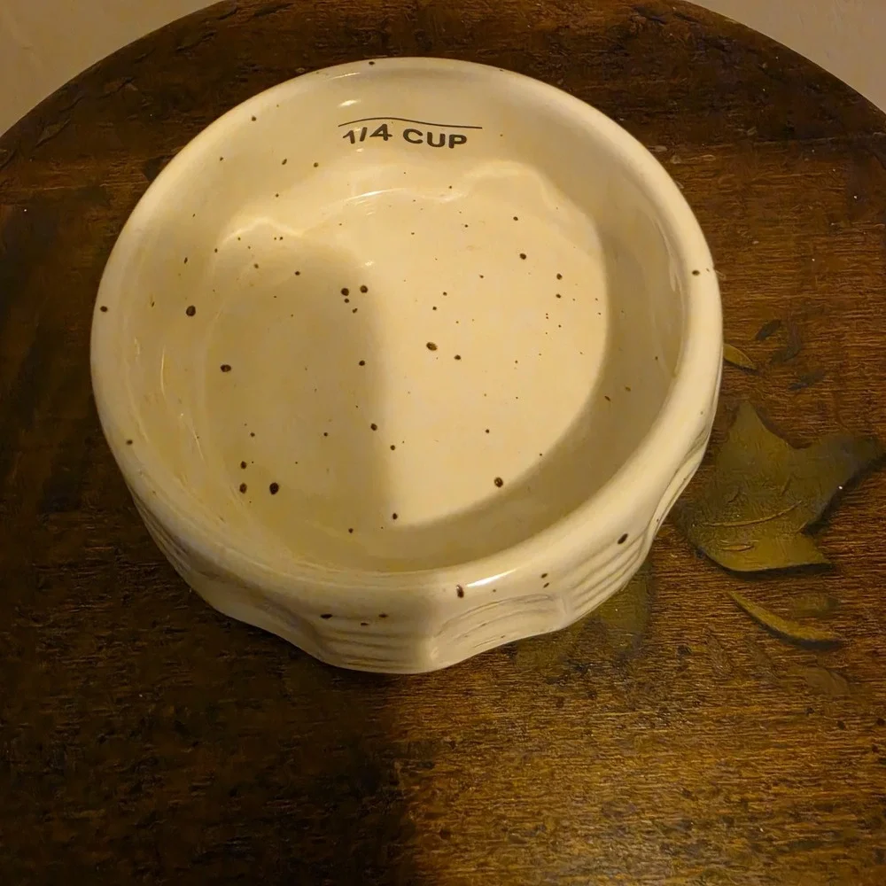 Southern Living Stackable Nesting Ceramic Measuring Cups Cream Color Ceramic